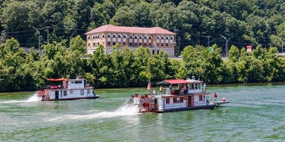 Year-Round Guide to Charleston’s Best Festivals and Events